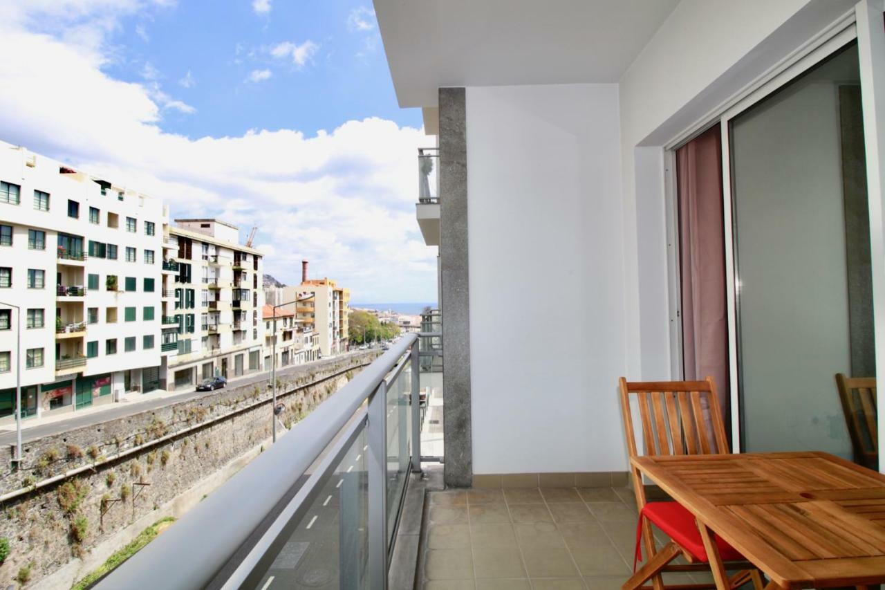 פונשל Madeira Emotions Apartments מראה חיצוני תמונה